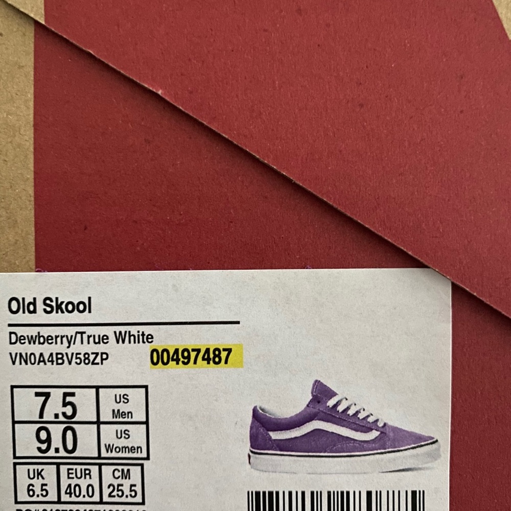 Vans Old Sokol in Dewberry. Ladies size 9